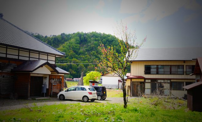 福島県昭和村古民家再生プロジェクト/シェアベース　網戸張り替え修理DIY