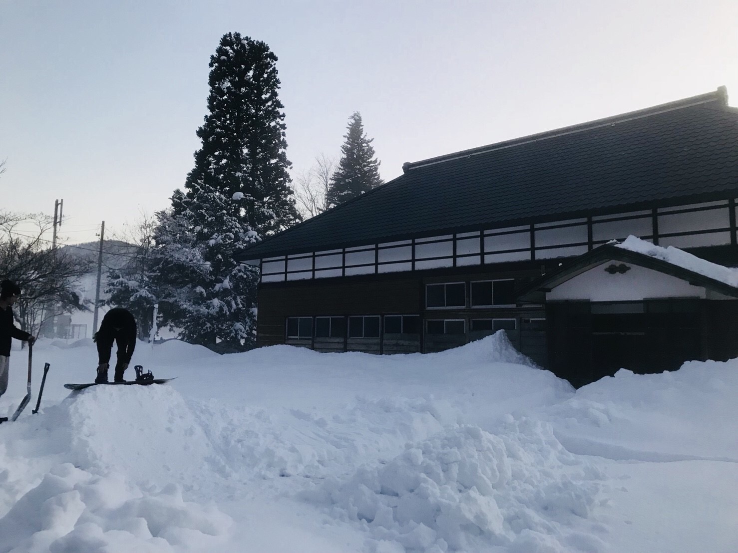 スノーボード ミニランプの作り方 除雪ついでの雪遊びで寒い冬を撃退