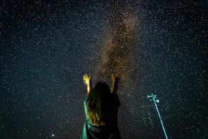 昭和村でペルセウス座流星群観測。人物をいれた長時間露光撮影で天体撮影をもっと楽しもう!!