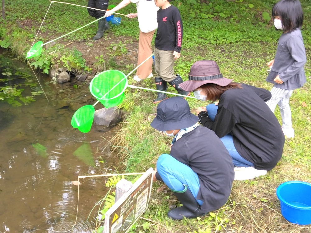 グルメ食材「ウチダザリガニ」を 釣って食べて駆除しよう！SDGsを学ぶ、ウチダザリガニ釣り体験！