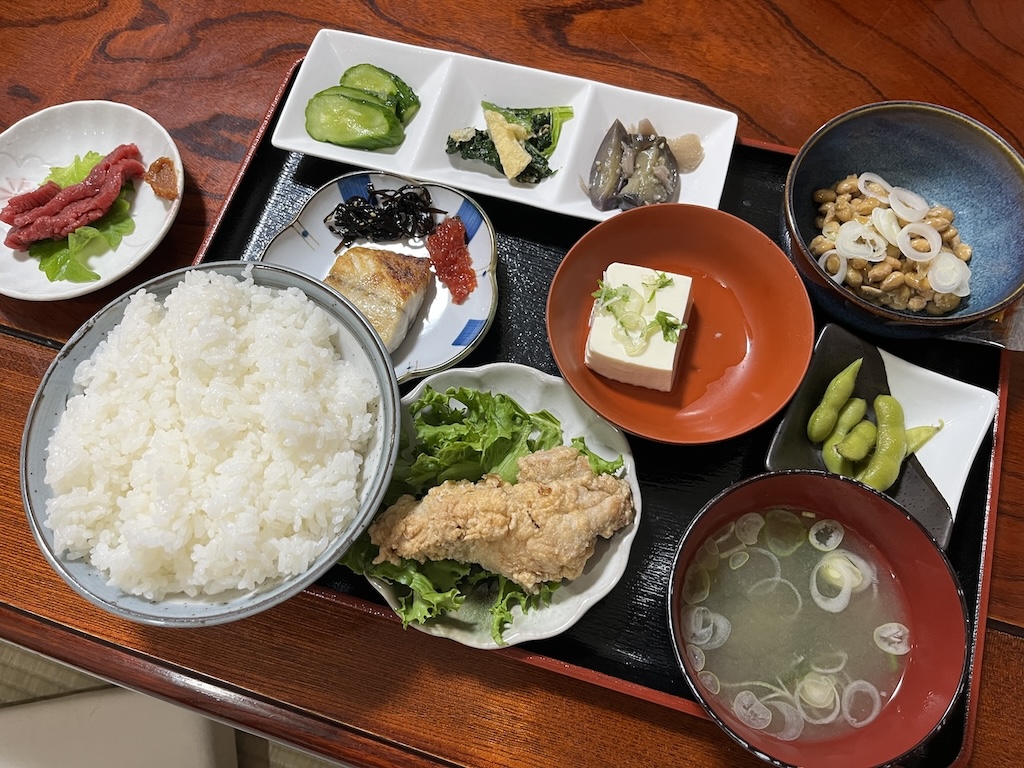 会津若松唐揚げ定食