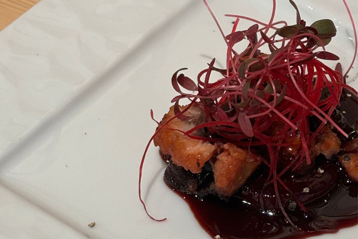 福島ブランド鰻『福うなぎ』とビーツ