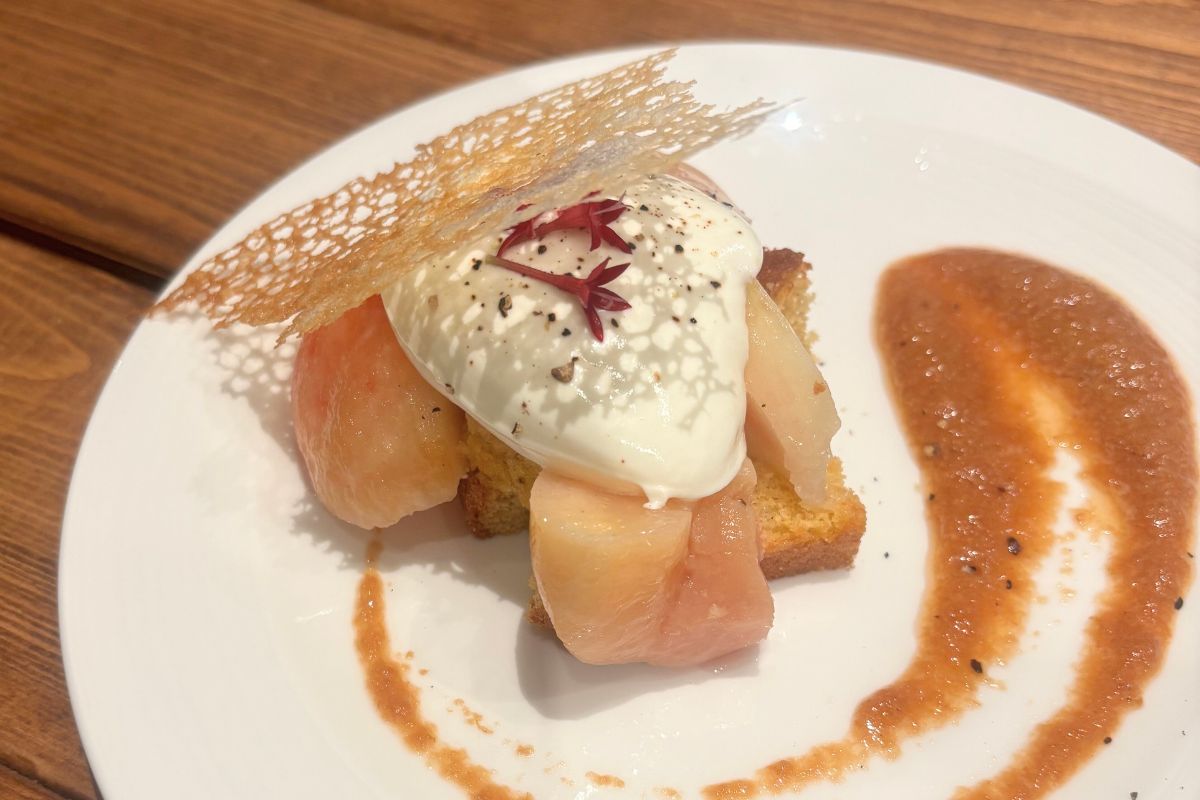 須賀川産桃『夏かんろ』 酪王たぷたぷヨーグルト