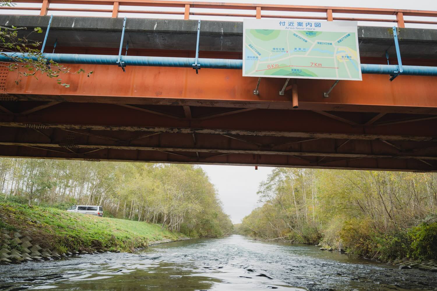 【DAY2 8:50】ツアー開始！手つかずの自然をカナディアンカヌーで進む感動体験へ
