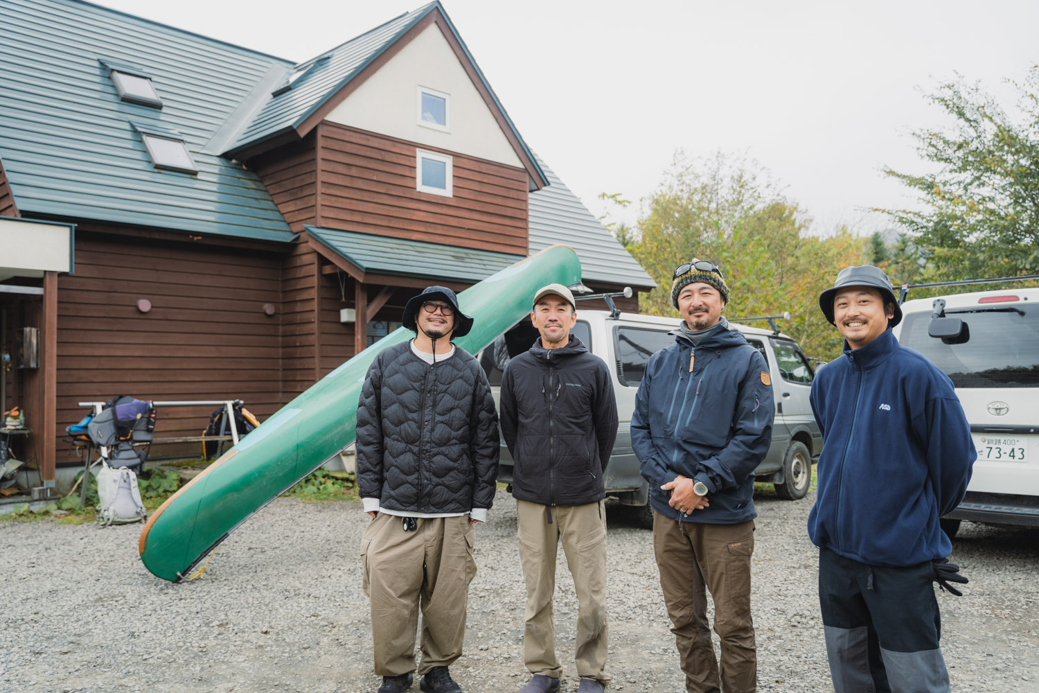 【DAY2 8:50】ツアー開始！手つかずの自然をカナディアンカヌーで進む感動体験へ