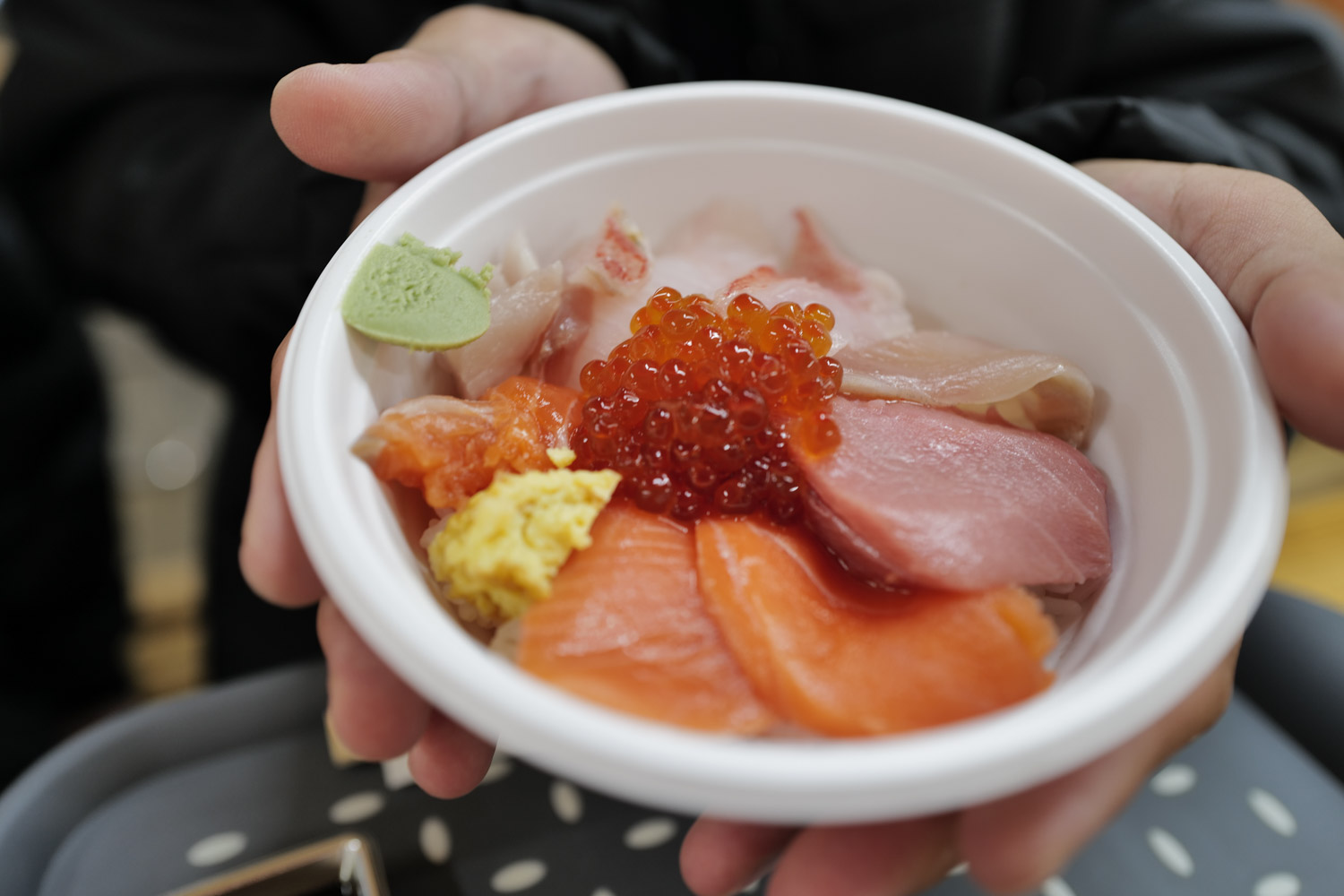 DAY3 10:20】和商市場に到着！平日でも活気あふれる市場を散策<