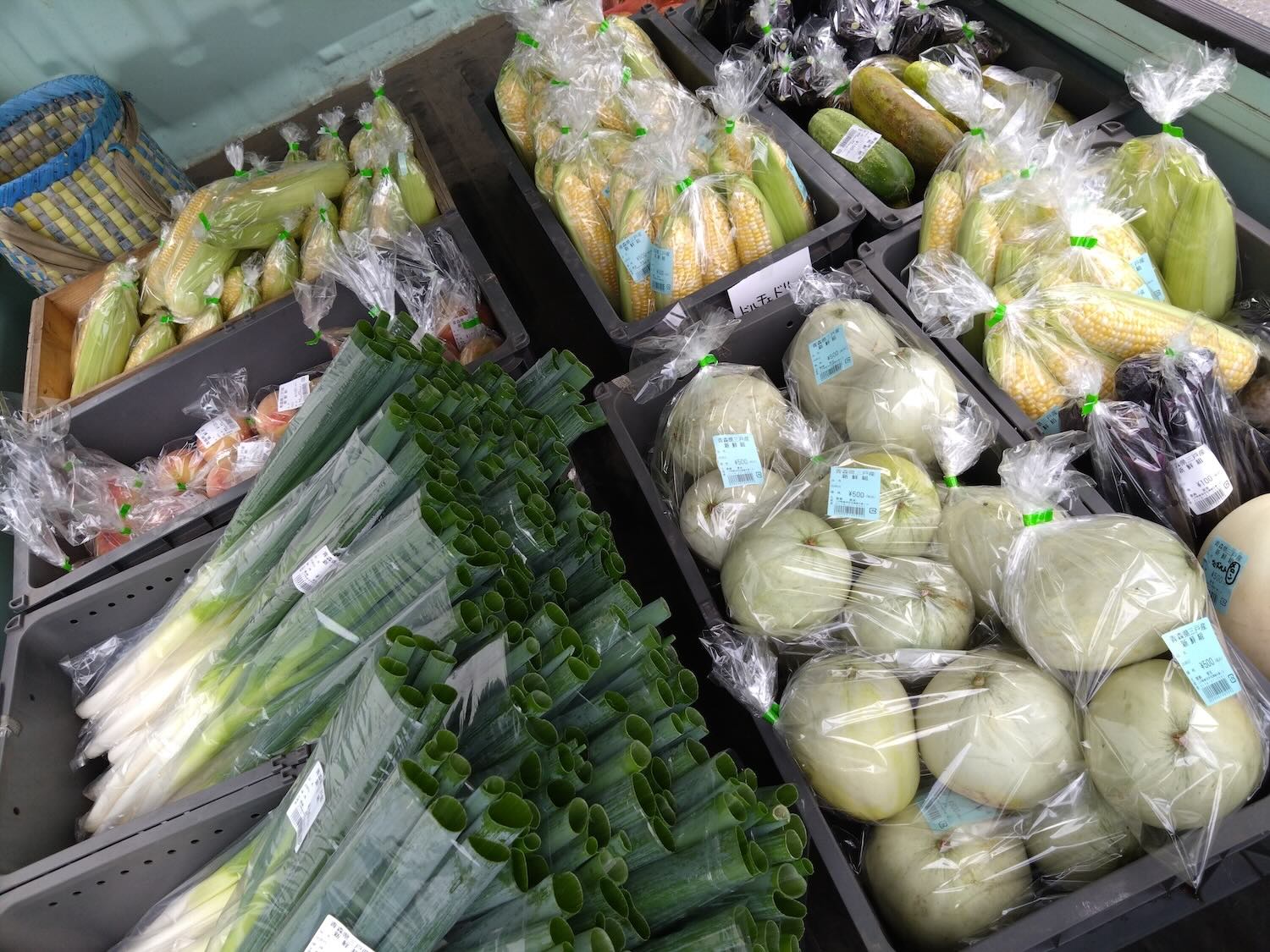 10ヶ所の畑であまたの野菜を作る